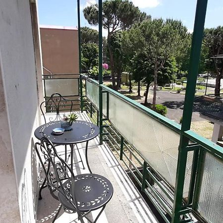 Sunny Rome Sexy Grey & Cool Blue Apartment Exterior photo