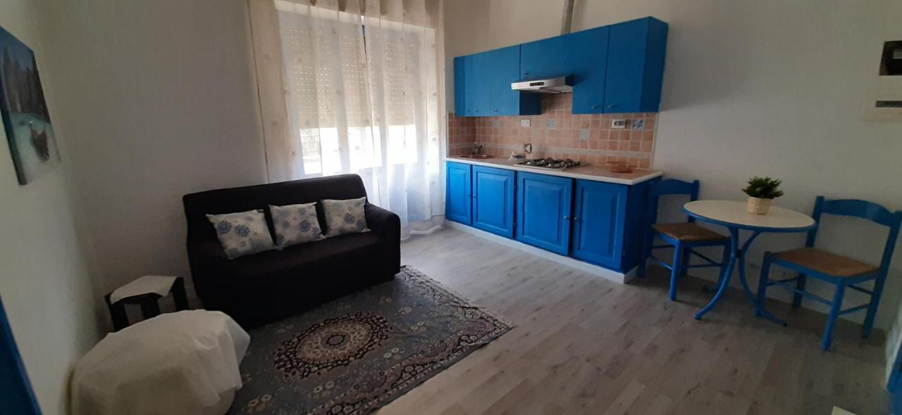 Sunny Rome Sexy Grey & Cool Blue Apartment Exterior photo