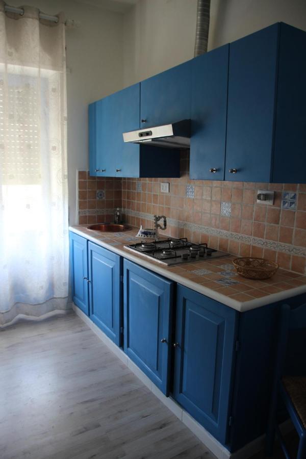 Sunny Rome Sexy Grey & Cool Blue Apartment Exterior photo