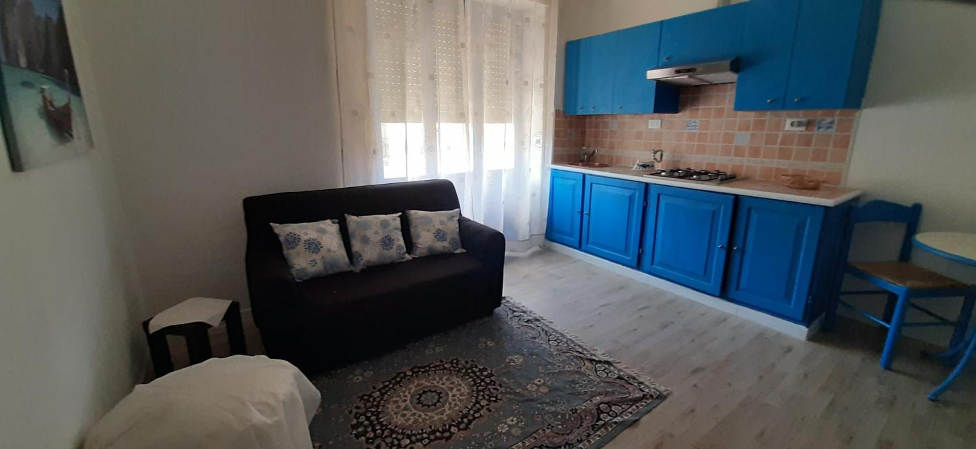 Sunny Rome Sexy Grey & Cool Blue Apartment Room photo